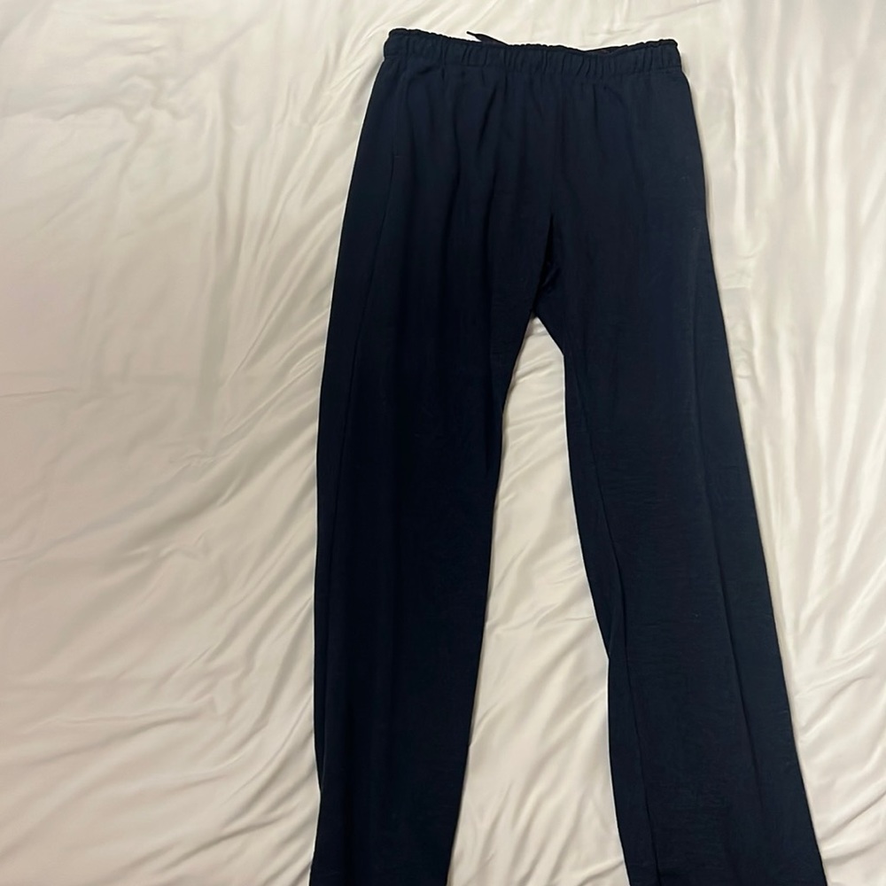 Orvis navy blue sweatpants, size large